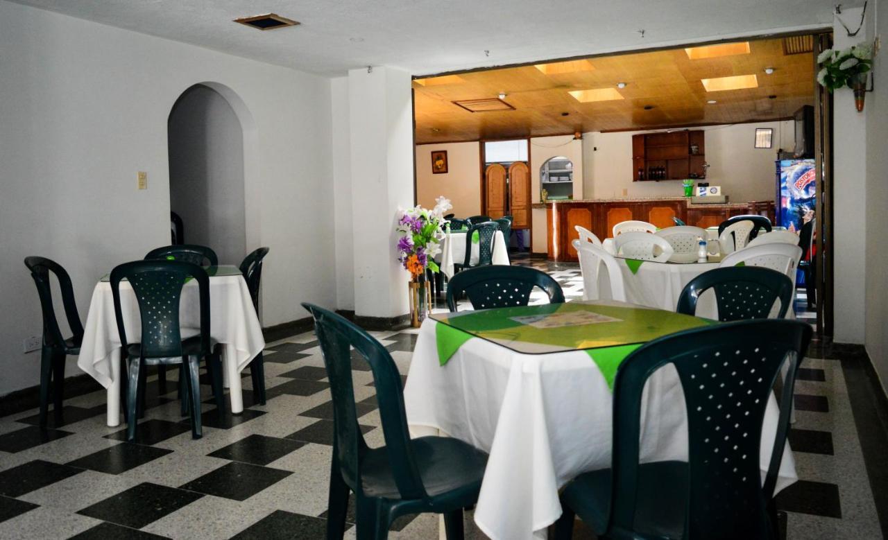 Hotel Venecia Confort Pasto Exterior foto