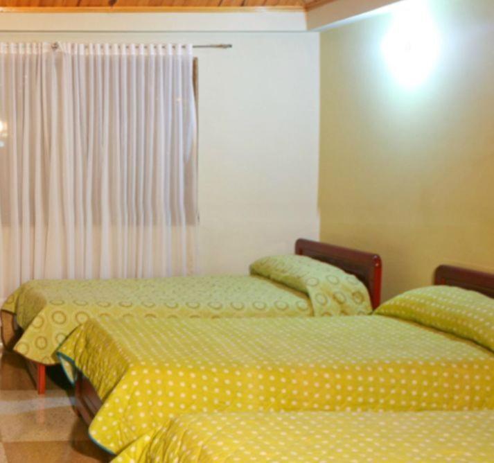 Hotel Venecia Confort Pasto Quarto foto